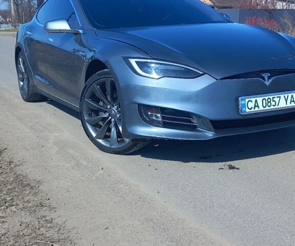 Сірий Тесла Модель С, об'ємом двигуна 0 л та пробігом 186 тис. км за 14900 $, фото 1 на Automoto.ua
