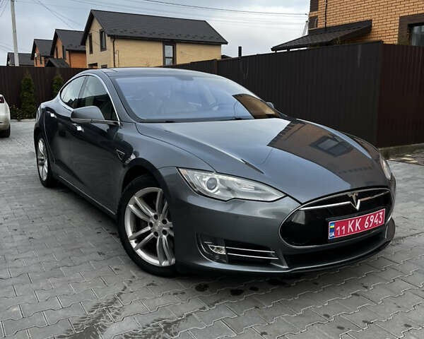 Сірий Тесла Модель С, об'ємом двигуна 0 л та пробігом 160 тис. км за 13500 $, фото 1 на Automoto.ua