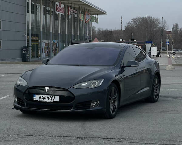 Сірий Тесла Модель С, об'ємом двигуна 0 л та пробігом 149 тис. км за 14500 $, фото 1 на Automoto.ua