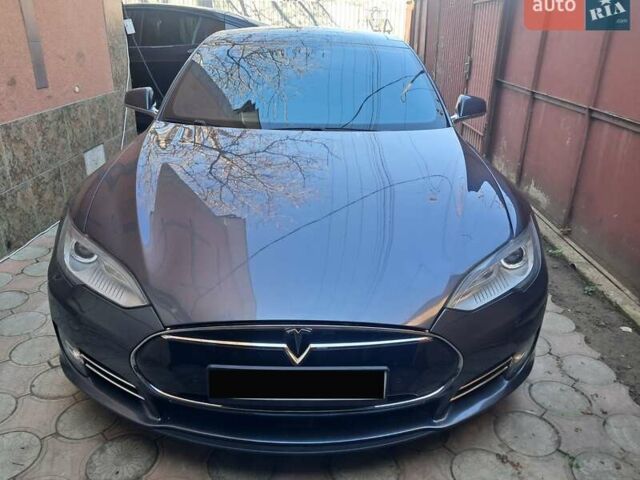 Сірий Тесла Модель С, об'ємом двигуна 0 л та пробігом 220 тис. км за 15700 $, фото 1 на Automoto.ua
