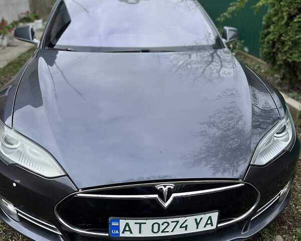 Тесла Модель С 2015 в Сторожинце на Automoto.ua Серый Тесла Модель С, объемом двигателя 0 л и пробегом 225 тыс. км за 15900 $, фото 1 на Automoto.ua