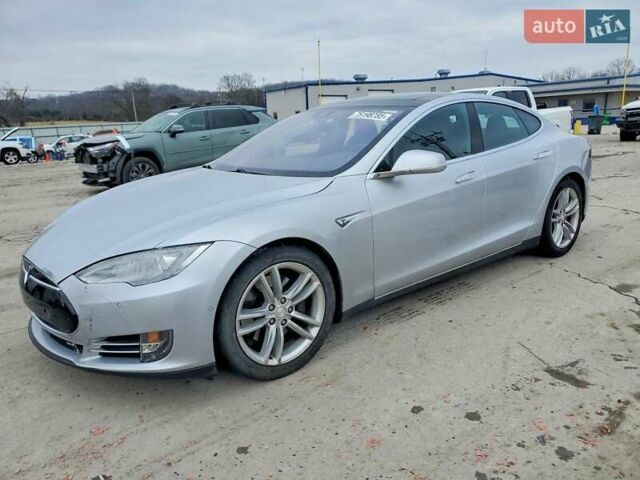 Сірий Тесла Модель С, об'ємом двигуна 0 л та пробігом 173 тис. км за 4200 $, фото 1 на Automoto.ua