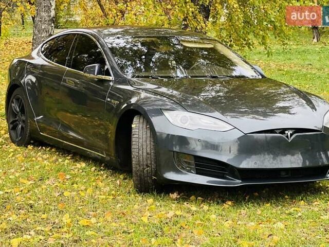 Сірий Тесла Модель С, об'ємом двигуна 0 л та пробігом 162 тис. км за 13499 $, фото 1 на Automoto.ua