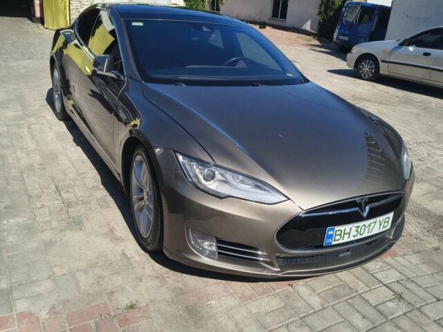 Сірий Тесла Модель С, об'ємом двигуна 0 л та пробігом 221 тис. км за 15500 $, фото 1 на Automoto.ua