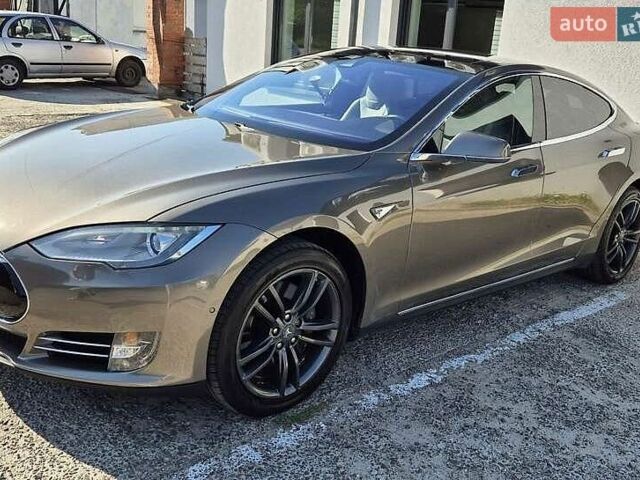Сірий Тесла Модель С, об'ємом двигуна 0 л та пробігом 159 тис. км за 12500 $, фото 1 на Automoto.ua