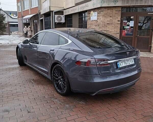 Сірий Тесла Модель С, об'ємом двигуна 0 л та пробігом 215 тис. км за 13900 $, фото 1 на Automoto.ua