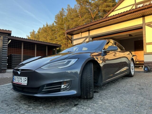 Тесла Модель С 2016 в Харькове на Automoto.ua Серый Тесла Модель С, объемом двигателя 0 л и пробегом 199 тыс. км за 18800 $, фото 1 на Automoto.ua