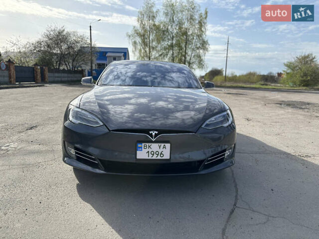 Сірий Тесла Модель С, об'ємом двигуна 0 л та пробігом 155 тис. км за 22000 $, фото 1 на Automoto.ua
