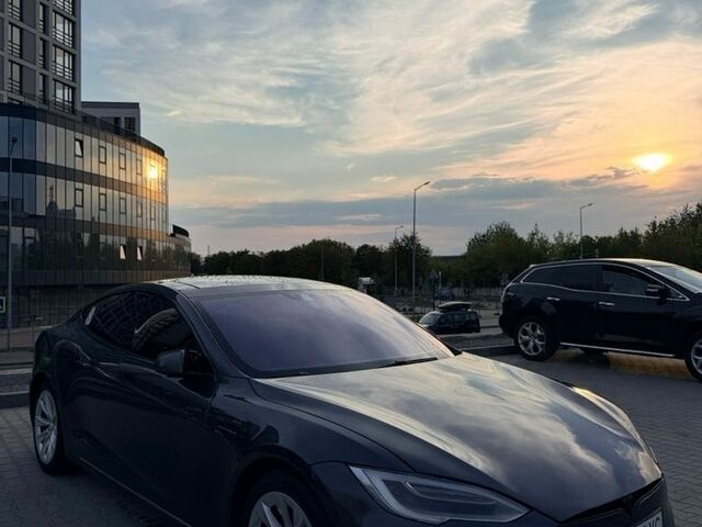 Сірий Тесла Модель С, об'ємом двигуна 0 л та пробігом 250 тис. км за 16300 $, фото 1 на Automoto.ua