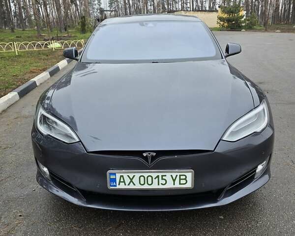 Серый Тесла Модель С, объемом двигателя 0 л и пробегом 192 тыс. км за 16900 $, фото 1 на Automoto.ua