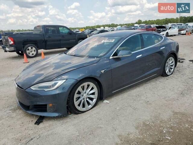 Сірий Тесла Модель С, об'ємом двигуна 0 л та пробігом 96 тис. км за 4800 $, фото 1 на Automoto.ua
