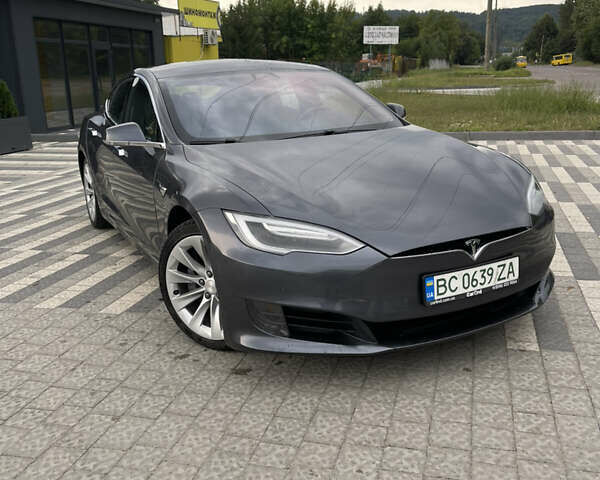 Серый Тесла Модель С, объемом двигателя 0 л и пробегом 116 тыс. км за 18200 $, фото 1 на Automoto.ua