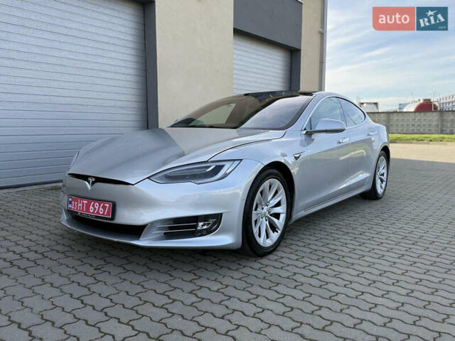 Серый Тесла Модель С, объемом двигателя 0 л и пробегом 132 тыс. км за 17200 $, фото 1 на Automoto.ua