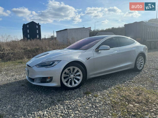 Сірий Тесла Модель С, об'ємом двигуна 0 л та пробігом 135 тис. км за 28500 $, фото 1 на Automoto.ua