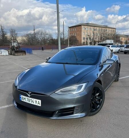 Сірий Тесла Модель С, об'ємом двигуна 0 л та пробігом 195 тис. км за 17600 $, фото 1 на Automoto.ua