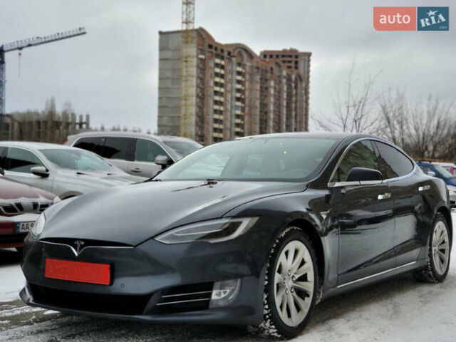 Сірий Тесла Модель С, об'ємом двигуна 0 л та пробігом 204 тис. км за 17200 $, фото 1 на Automoto.ua