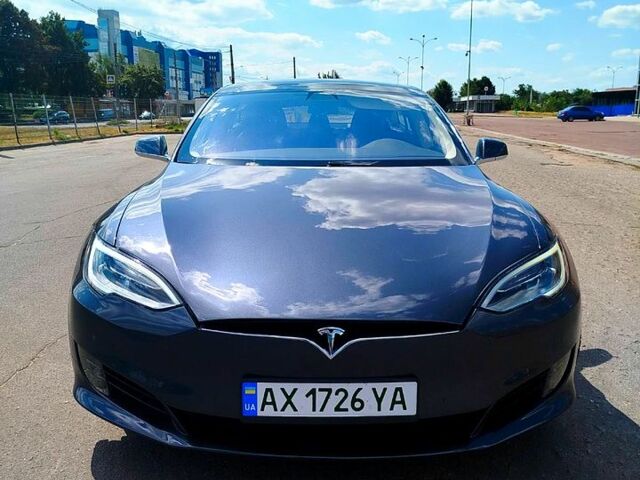 Сірий Тесла Модель С, об'ємом двигуна 0 л та пробігом 65 тис. км за 25600 $, фото 1 на Automoto.ua