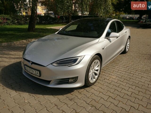 Серый Тесла Модель С, объемом двигателя 0 л и пробегом 159 тыс. км за 23000 $, фото 1 на Automoto.ua