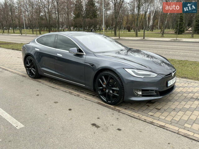Сірий Тесла Модель С, об'ємом двигуна 0 л та пробігом 104 тис. км за 43500 $, фото 1 на Automoto.ua