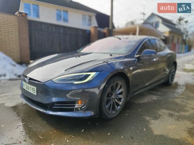 Серый Тесла Модель С, объемом двигателя 0 л и пробегом 152 тыс. км за 17500 $, фото 1 на Automoto.ua