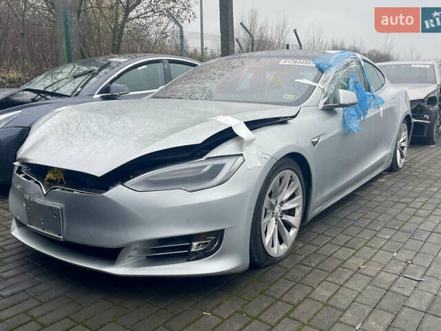 Сірий Тесла Модель С, об'ємом двигуна 0 л та пробігом 55 тис. км за 14800 $, фото 1 на Automoto.ua