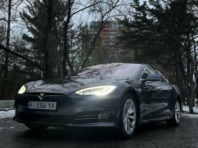Сірий Тесла Модель С, об'ємом двигуна 0 л та пробігом 48 тис. км за 32000 $, фото 1 на Automoto.ua