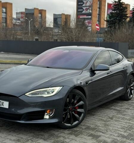 Сірий Тесла Модель С, об'ємом двигуна 0 л та пробігом 108 тис. км за 27600 $, фото 1 на Automoto.ua