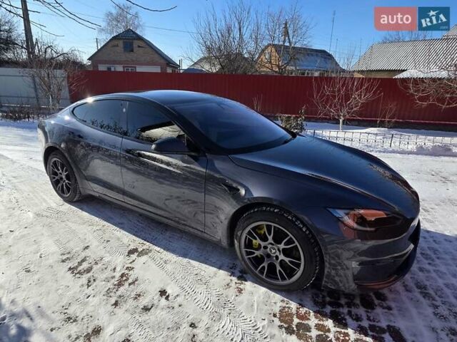 Серый Тесла Модель С, объемом двигателя 0 л и пробегом 62 тыс. км за 44300 $, фото 1 на Automoto.ua