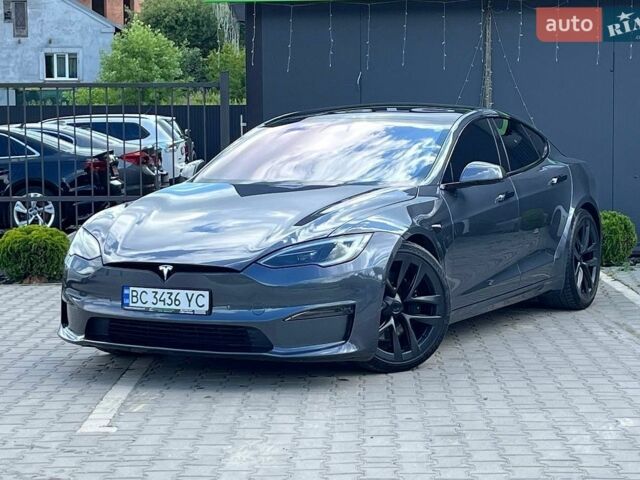 Серый Тесла Модель С, объемом двигателя 0 л и пробегом 80 тыс. км за 37800 $, фото 1 на Automoto.ua