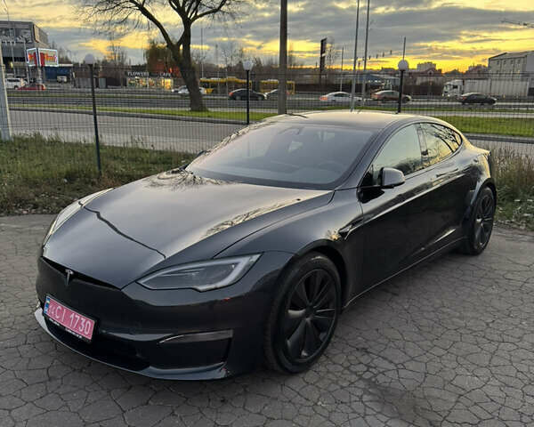 Серый Тесла Модель С, объемом двигателя 0 л и пробегом 5 тыс. км за 44000 $, фото 1 на Automoto.ua