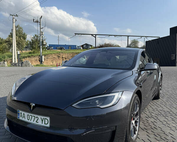 Сірий Тесла Модель С, об'ємом двигуна 0 л та пробігом 2 тис. км за 63000 $, фото 1 на Automoto.ua