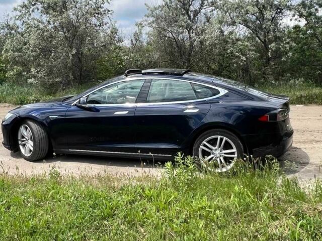 Синій Тесла Модель С, об'ємом двигуна 0 л та пробігом 200 тис. км за 13700 $, фото 1 на Automoto.ua