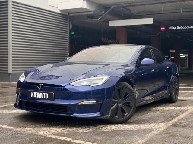 Синий Тесла Модель С, объемом двигателя 0 л и пробегом 86 тыс. км за 44500 $, фото 1 на Automoto.ua