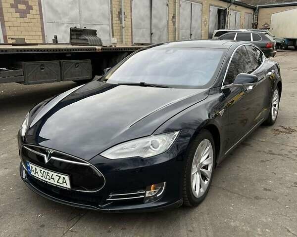 Синій Тесла Модель С, об'ємом двигуна 0 л та пробігом 93 тис. км за 32000 $, фото 1 на Automoto.ua