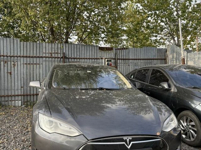 Синій Тесла Модель С, об'ємом двигуна 0 л та пробігом 296 тис. км за 13200 $, фото 1 на Automoto.ua
