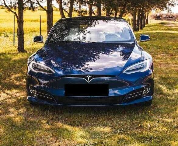 Синий Тесла Модель С, объемом двигателя 0 л и пробегом 82 тыс. км за 14600 $, фото 1 на Automoto.ua