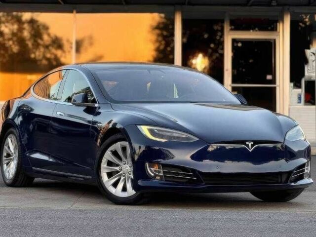 Синій Тесла Модель С, об'ємом двигуна 0 л та пробігом 89 тис. км за 8900 $, фото 1 на Automoto.ua