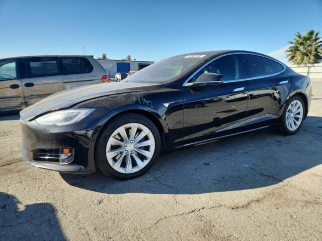 Синій Тесла Модель С, об'ємом двигуна 0 л та пробігом 71 тис. км за 6500 $, фото 1 на Automoto.ua