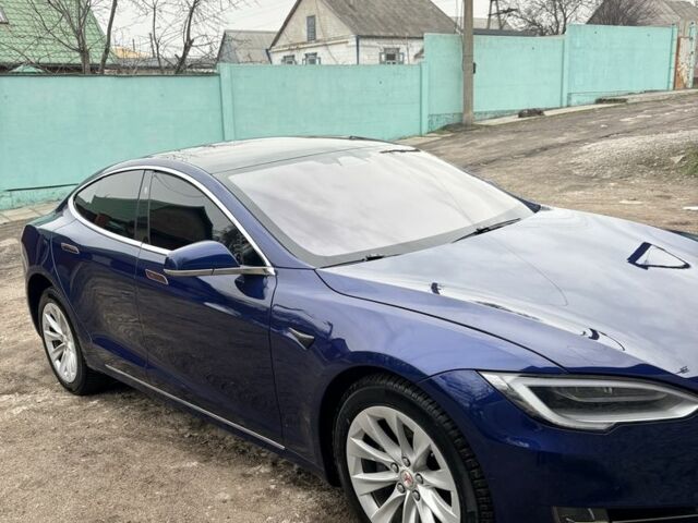 Синій Тесла Модель С, об'ємом двигуна 0 л та пробігом 67 тис. км за 24499 $, фото 1 на Automoto.ua