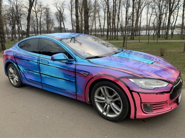 Синій Тесла Модель С, об'ємом двигуна 0 л та пробігом 250 тис. км за 283 $, фото 1 на Automoto.ua