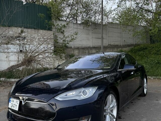 Синий Тесла Модель С, объемом двигателя 0 л и пробегом 245 тыс. км за 238 $, фото 1 на Automoto.ua