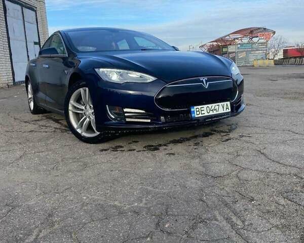 Синий Тесла Модель С, объемом двигателя 0 л и пробегом 100 тыс. км за 14999 $, фото 1 на Automoto.ua