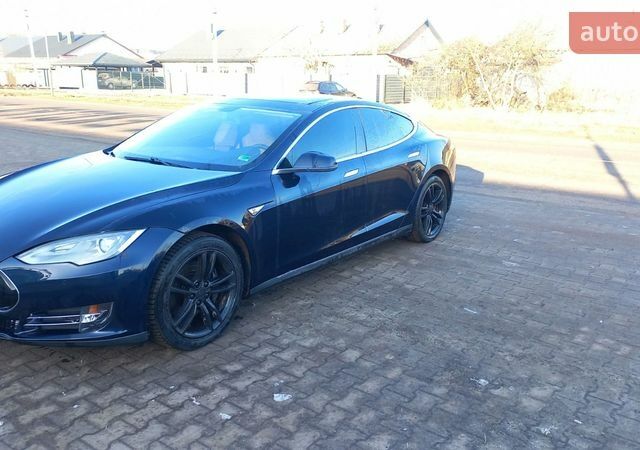 Синий Тесла Модель С, объемом двигателя 0 л и пробегом 206 тыс. км за 13999 $, фото 1 на Automoto.ua