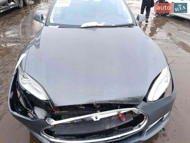 Синій Тесла Модель С, об'ємом двигуна 0 л та пробігом 250 тис. км за 8500 $, фото 1 на Automoto.ua