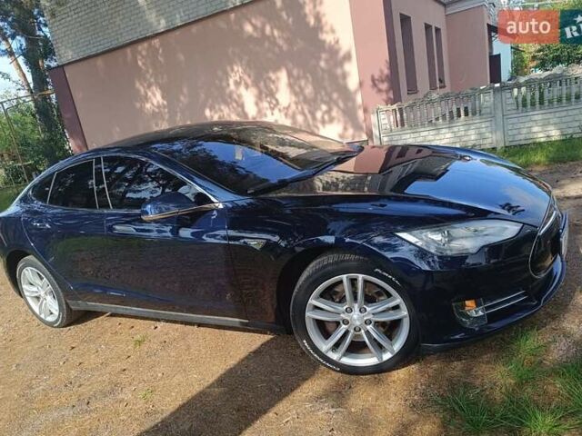 Синий Тесла Модель С, объемом двигателя 0 л и пробегом 300 тыс. км за 11300 $, фото 1 на Automoto.ua