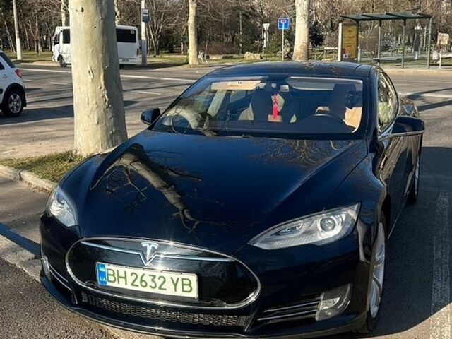 Синий Тесла Модель С, объемом двигателя 0 л и пробегом 124 тыс. км за 21000 $, фото 1 на Automoto.ua