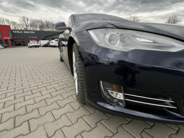 Синій Тесла Модель С, об'ємом двигуна 0 л та пробігом 100 тис. км за 13500 $, фото 1 на Automoto.ua