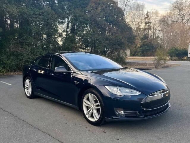 Синій Тесла Модель С, об'ємом двигуна 0 л та пробігом 84 тис. км за 11000 $, фото 1 на Automoto.ua