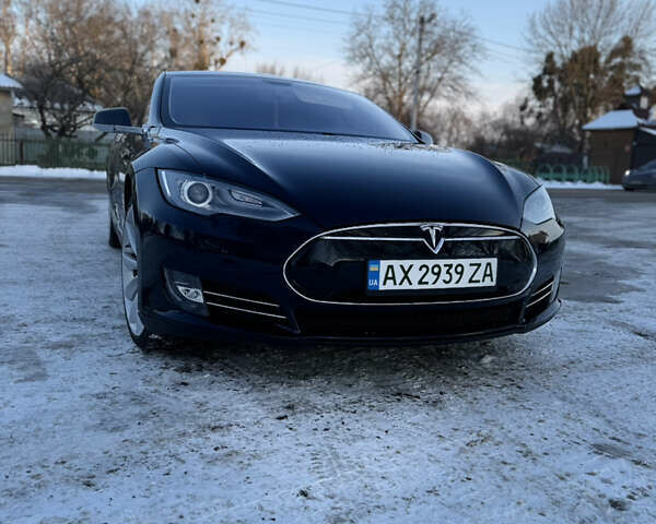 Синий Тесла Модель С, объемом двигателя 0 л и пробегом 371 тыс. км за 11000 $, фото 1 на Automoto.ua