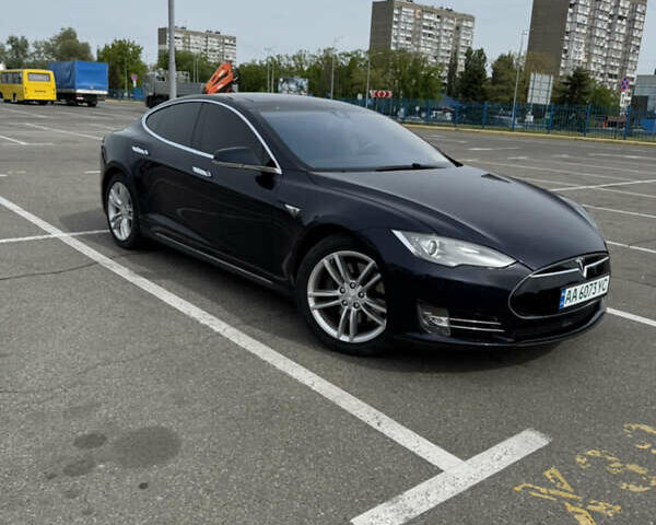 Синий Тесла Модель С, объемом двигателя 0 л и пробегом 294 тыс. км за 12500 $, фото 1 на Automoto.ua